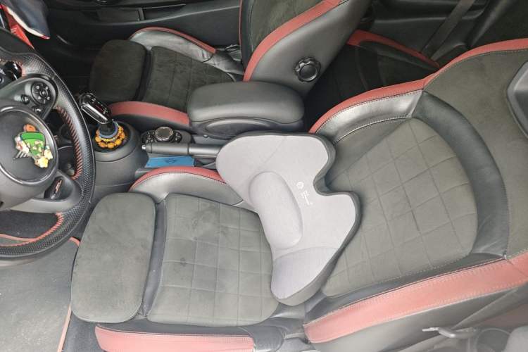 Used MINI JCW 2018 2.0T JOHN COOPER WORKS ALL-IN Left Front Seat