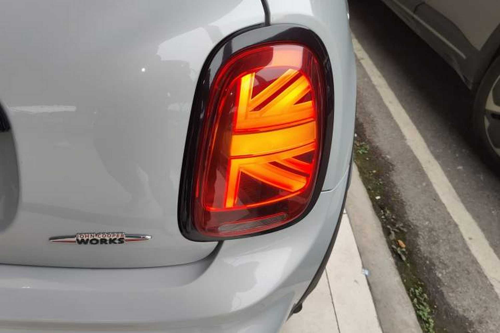 Used MINI JCW 2018 2.0T JOHN COOPER WORKS ALL-IN Right Rear Taillight
