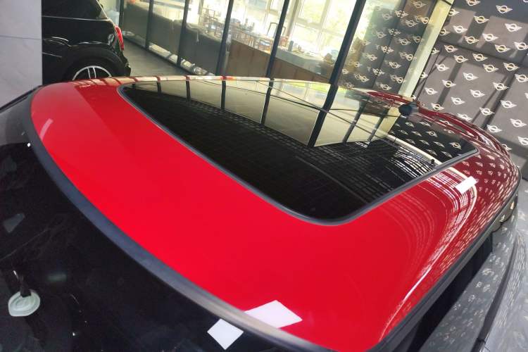 Used MINI JCW 2018 2.0T JOHN COOPER WORKS ALL-IN Roof