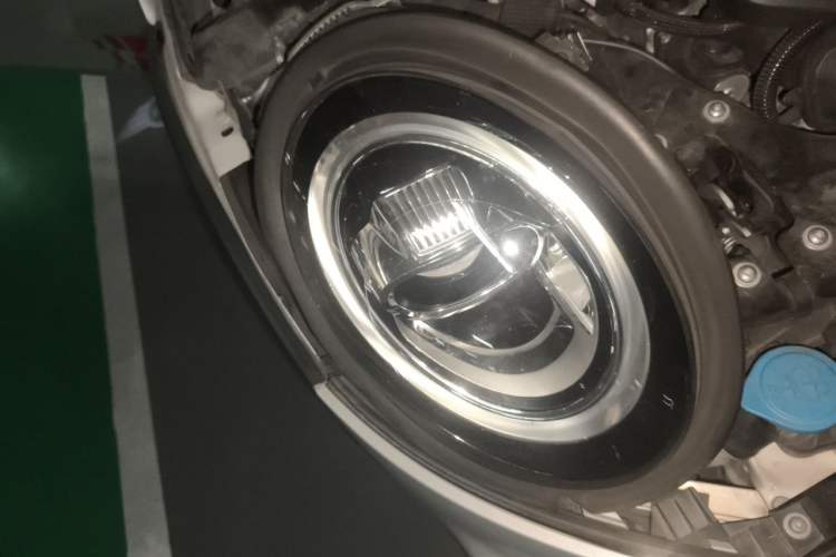 Used MINI JCW 2018 2.0T JOHN COOPER WORKS ALL-IN Right Front Headlight