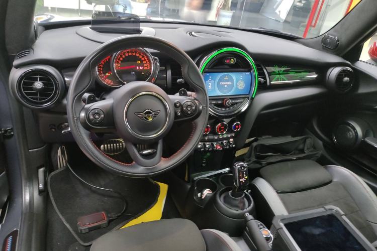 Used MINI JCW 2020 2.0T JOHN COOPER WORKS ALL-IN Interior 2