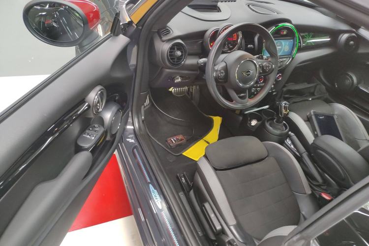 Used MINI JCW 2020 2.0T JOHN COOPER WORKS ALL-IN Interior 3