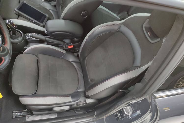 Used MINI JCW 2020 2.0T JOHN COOPER WORKS ALL-IN Left Front Seat