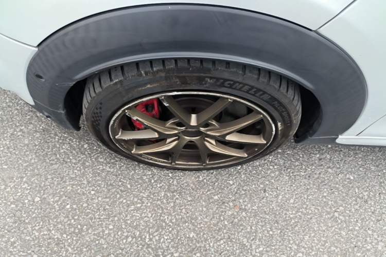 Used MINI JCW 2020 2.0T JOHN COOPER WORKS ALL-IN Left Front Wheel Hub