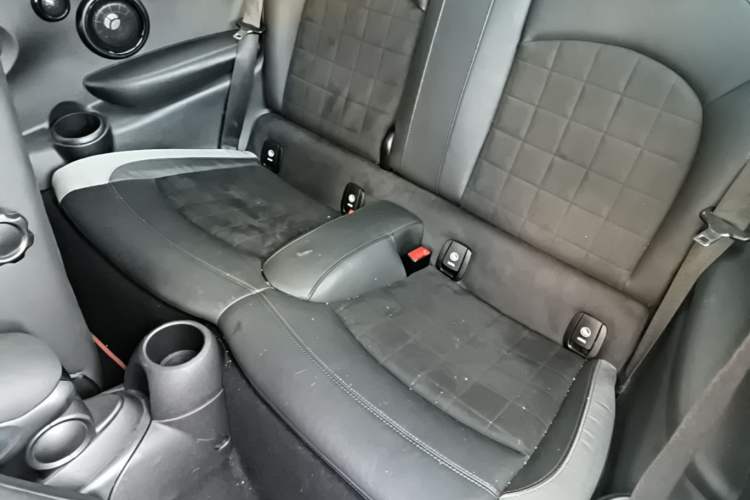 Used MINI JCW 2020 2.0T JOHN COOPER WORKS ALL-IN Left Rear Seat