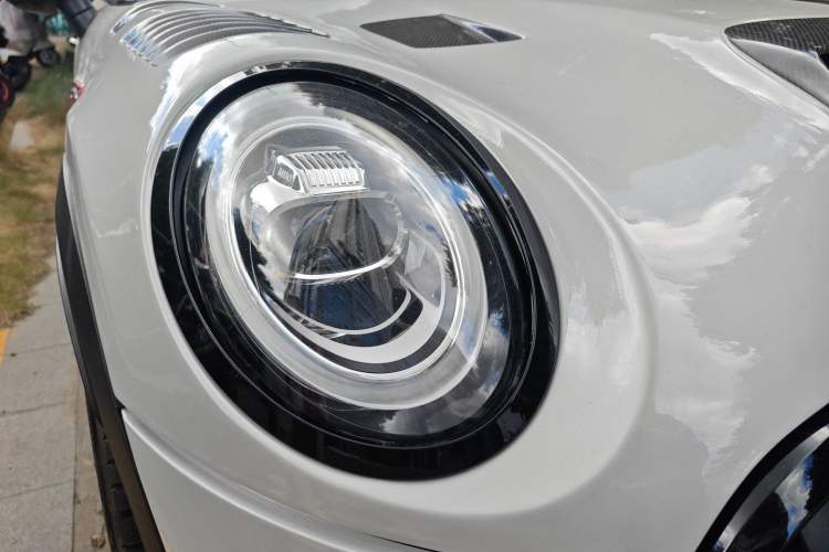 Used MINI JCW 2020 2.0T JOHN COOPER WORKS ALL-IN Right Front Headlight