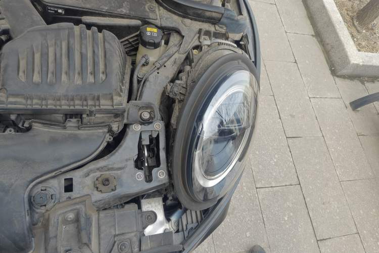 Used MINI JCW 2021 2.0T JOHN COOPER WORKS Engine Bay Left