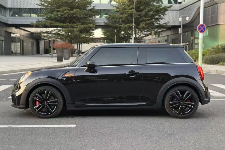 Used MINI JCW 2021 2.0T JOHN COOPER WORKS Exterior 1