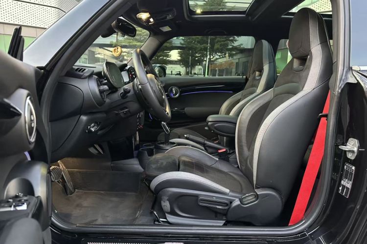 Used MINI JCW 2021 2.0T JOHN COOPER WORKS Exterior 7