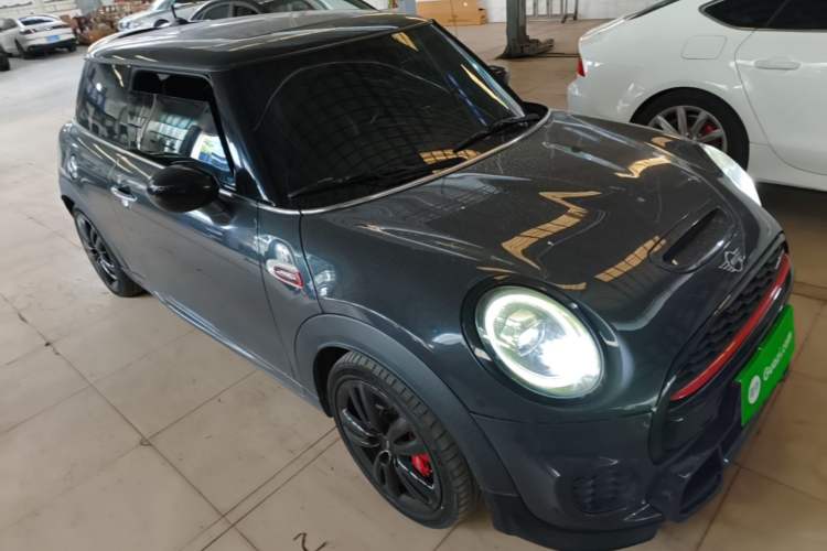 Used MINI JCW 2021 2.0T JOHN COOPER WORKS Front Right 45 Deg