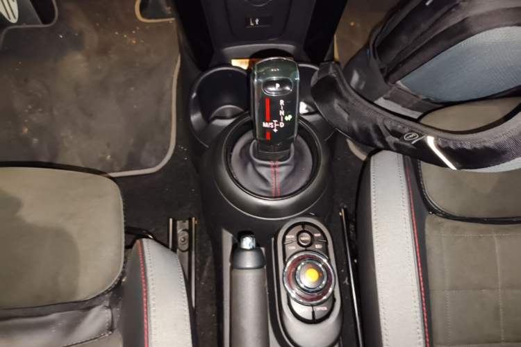 Used MINI JCW 2021 2.0T JOHN COOPER WORKS Gear Lever