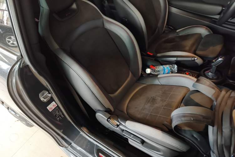 Used MINI JCW 2021 2.0T JOHN COOPER WORKS Right Front Seat
