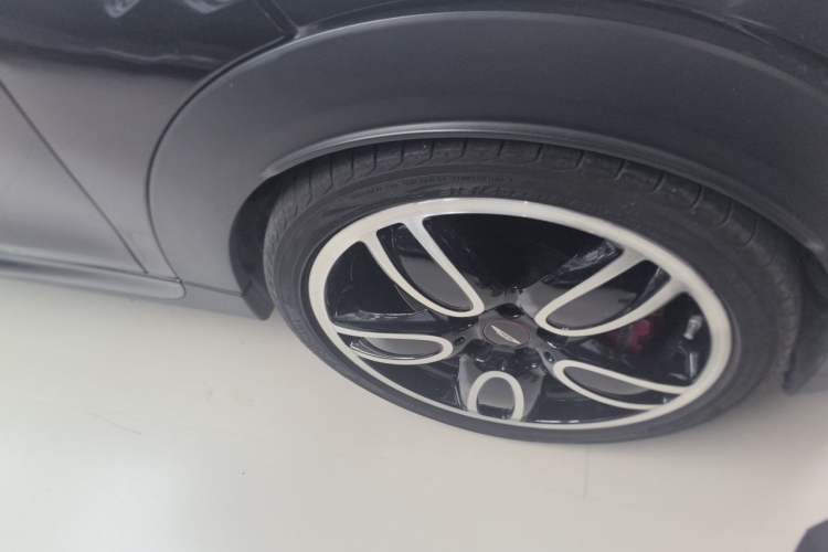 Used MINI JCW 2021 2.0T JOHN COOPER WORKS ALL-IN Right Front Wheel Hub