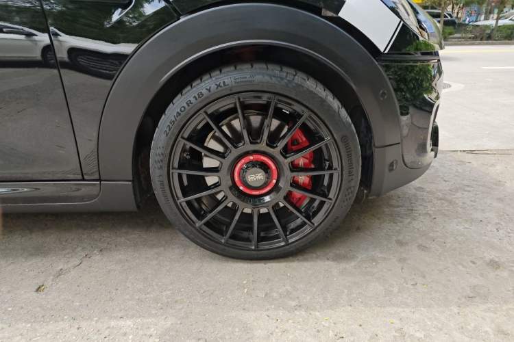 Used MINI JCW 2021 2.0T JOHN COOPER WORKS ALL-IN Right Front Wheel Hub