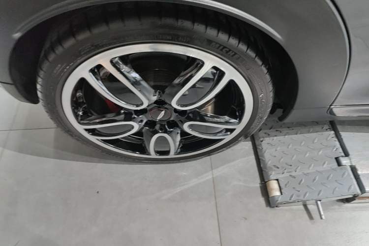 Used MINI JCW 2021 2.0T JOHN COOPER WORKS ALL-IN Exterior 5