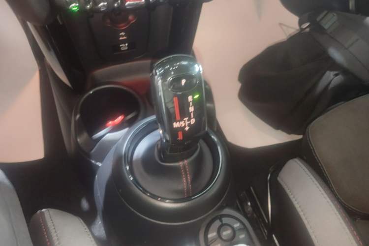 Used MINI JCW 2021 2.0T JOHN COOPER WORKS ALL-IN Gear Lever