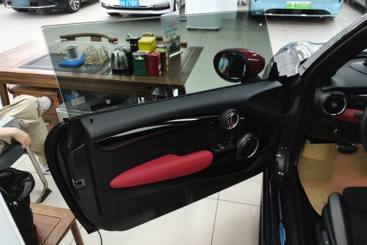Used MINI JCW 2021 2.0T JOHN COOPER WORKS ALL-IN Interior 7