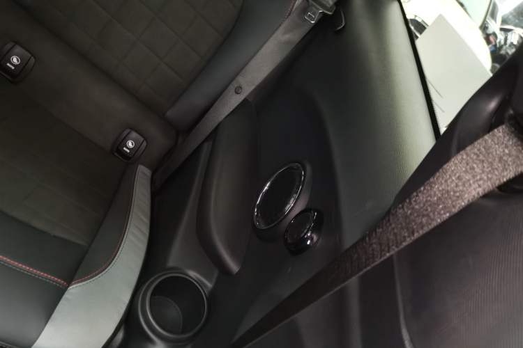 Used MINI JCW 2021 2.0T JOHN COOPER WORKS ALL-IN Interior 8