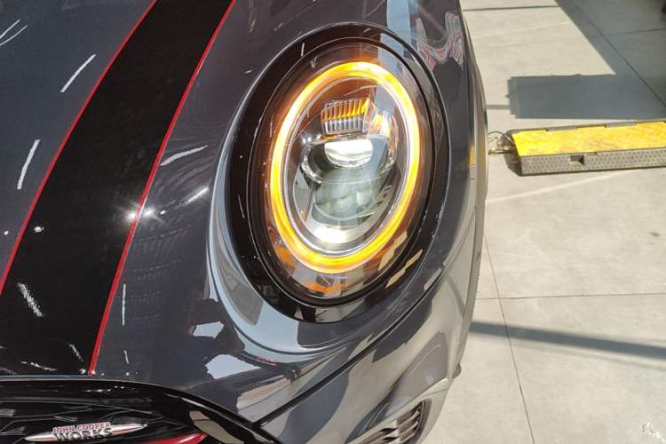 Used MINI JCW 2021 2.0T JOHN COOPER WORKS ALL-IN Left Front Headlight
