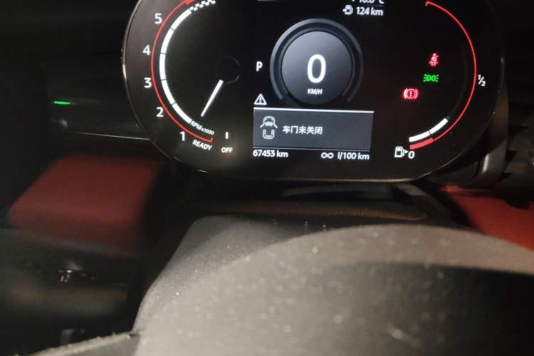 Used MINI JCW 2021 2.0T JOHN COOPER WORKS ALL-IN Odometer Close Up