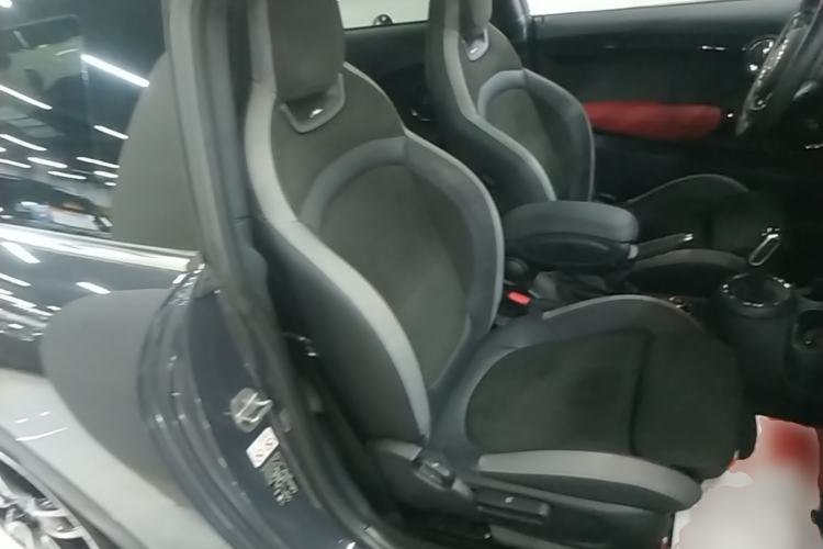 Used MINI JCW 2021 2.0T JOHN COOPER WORKS ALL-IN Right Front Seat