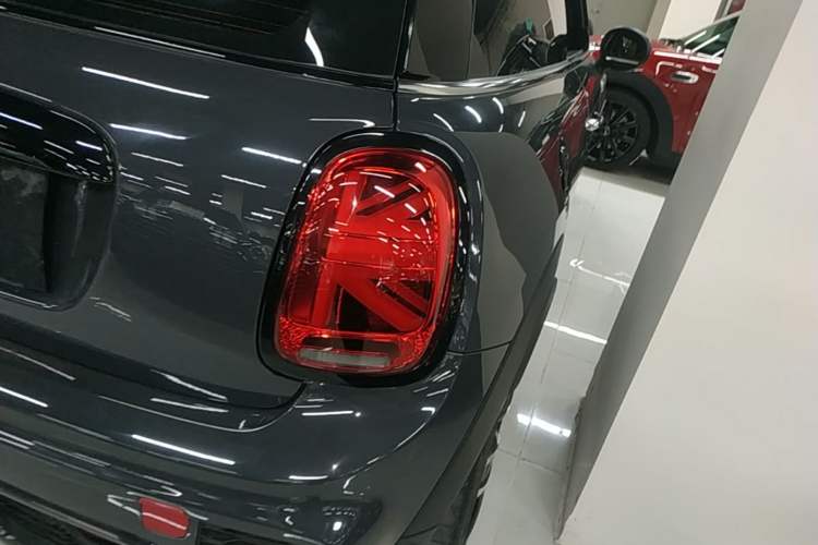 Used MINI JCW 2021 2.0T JOHN COOPER WORKS ALL-IN Right Rear Taillight
