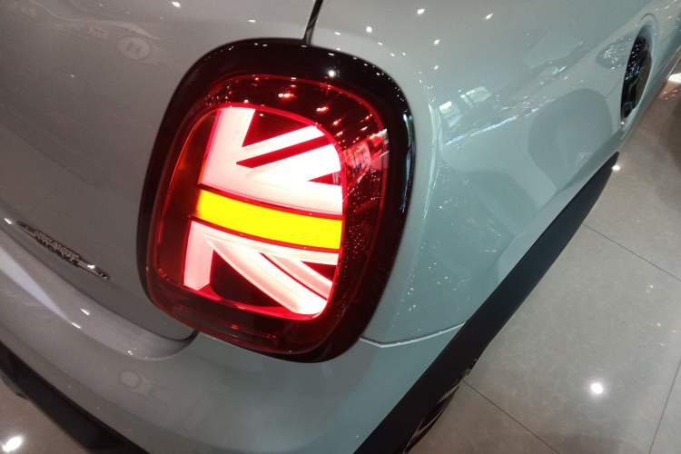 Used MINI JCW 2021 2.0T JOHN COOPER WORKS ALL-IN Right Rear Taillight
