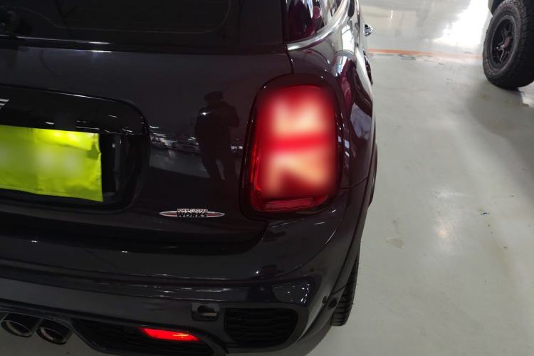 Used MINI JCW 2021 2.0T JOHN COOPER WORKS ALL-IN Right Rear Taillight