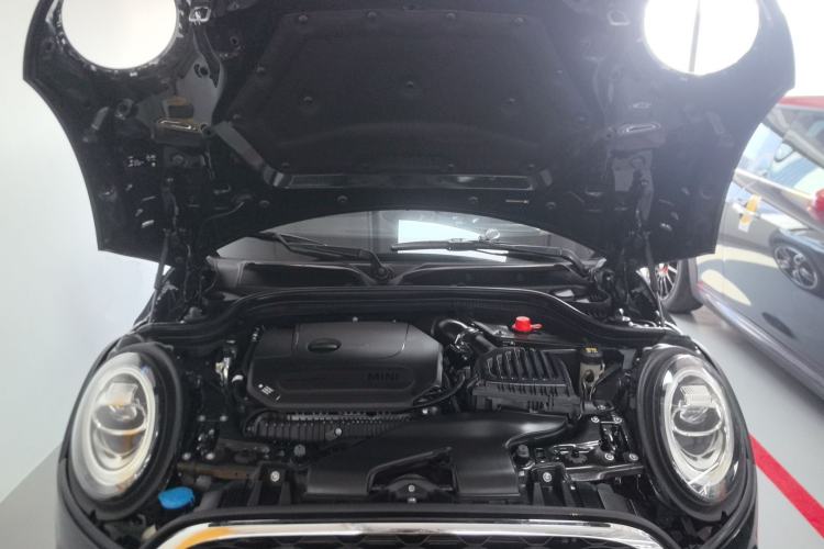 Used MINI JCW 2021 2.0T JOHN COOPER WORKS ALL-IN Engine Bay