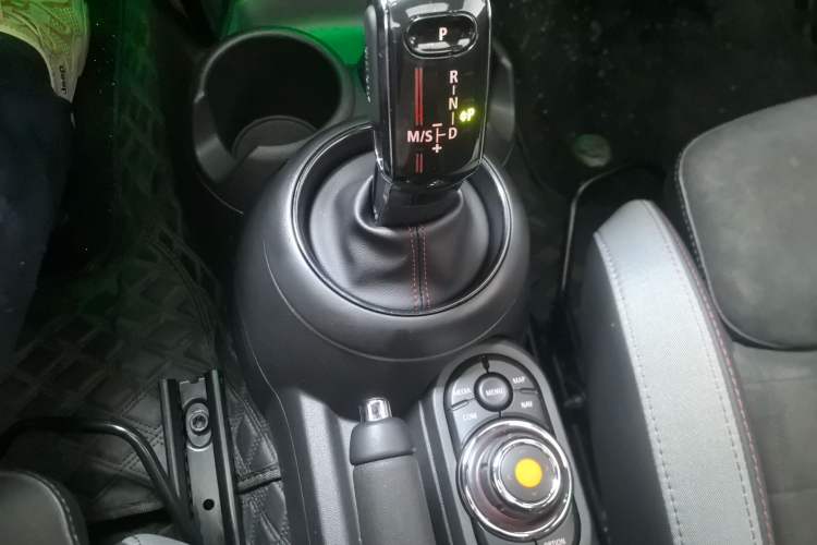 Used MINI JCW 2021 2.0T JOHN COOPER WORKS ALL-IN Gear Lever