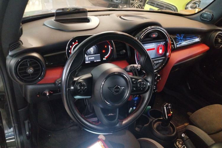 Used MINI JCW 2021 2.0T JOHN COOPER WORKS ALL-IN Interior 2