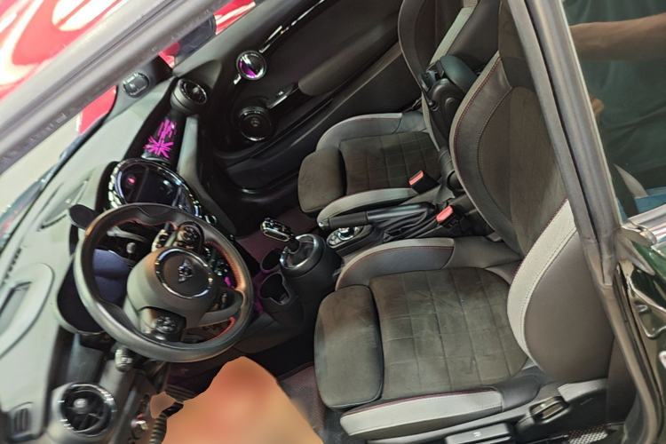 Used MINI JCW 2021 2.0T JOHN COOPER WORKS ALL-IN Left Front Seat