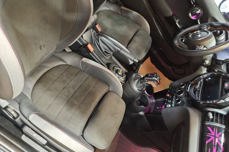 Used MINI JCW 2021 2.0T JOHN COOPER WORKS ALL-IN Right Front Seat