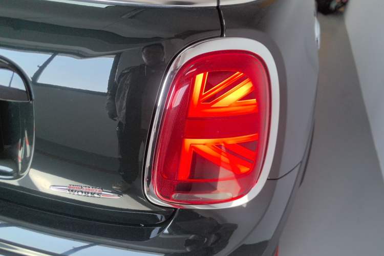 Used MINI JCW 2021 2.0T JOHN COOPER WORKS ALL-IN Right Rear Taillight