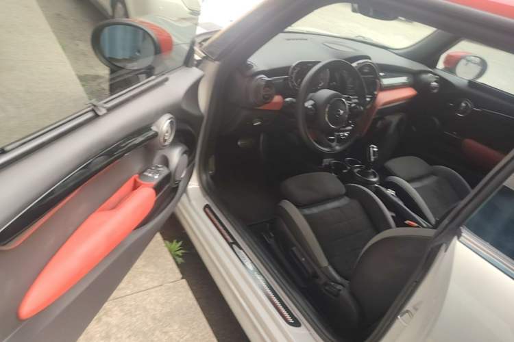 Used MINI JCW 2021 2.0T JOHN COOPER WORKS Driver Seat