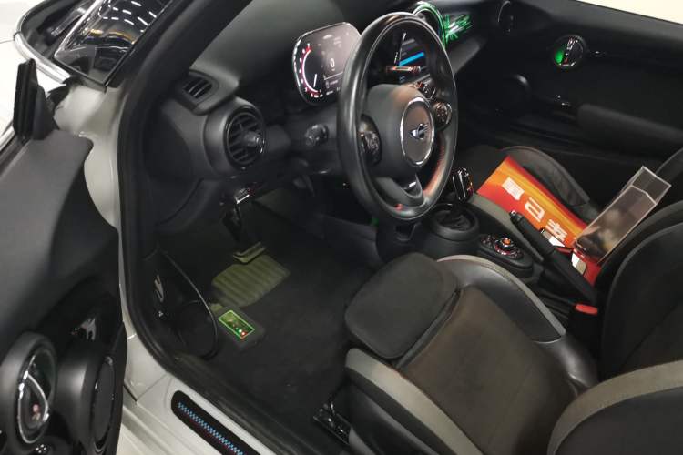 Used MINI JCW 2021 2.0T JOHN COOPER WORKS Driver Seat