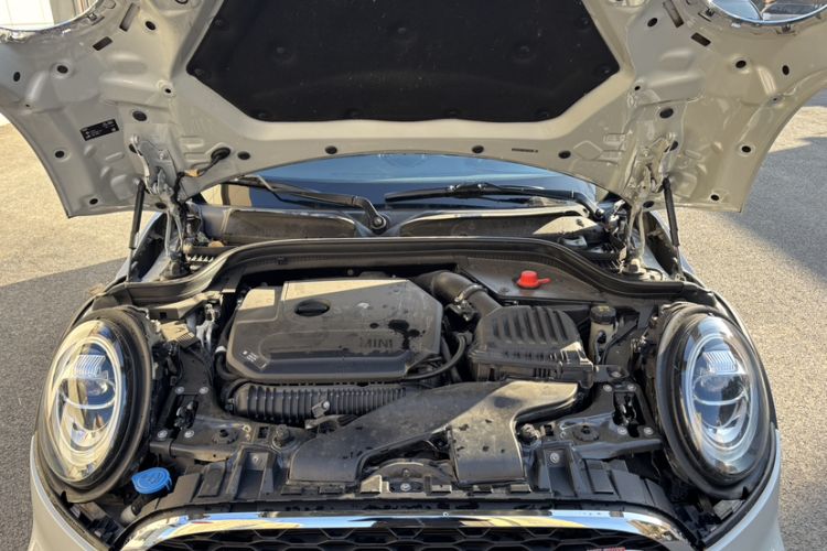 Used MINI JCW 2021 2.0T JOHN COOPER WORKS Engine Bay