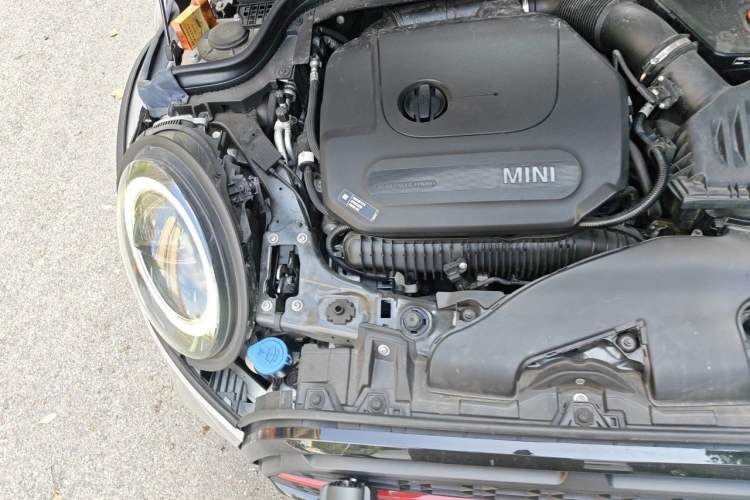 Used MINI JCW 2021 2.0T JOHN COOPER WORKS ALL-IN Engine Bay Right