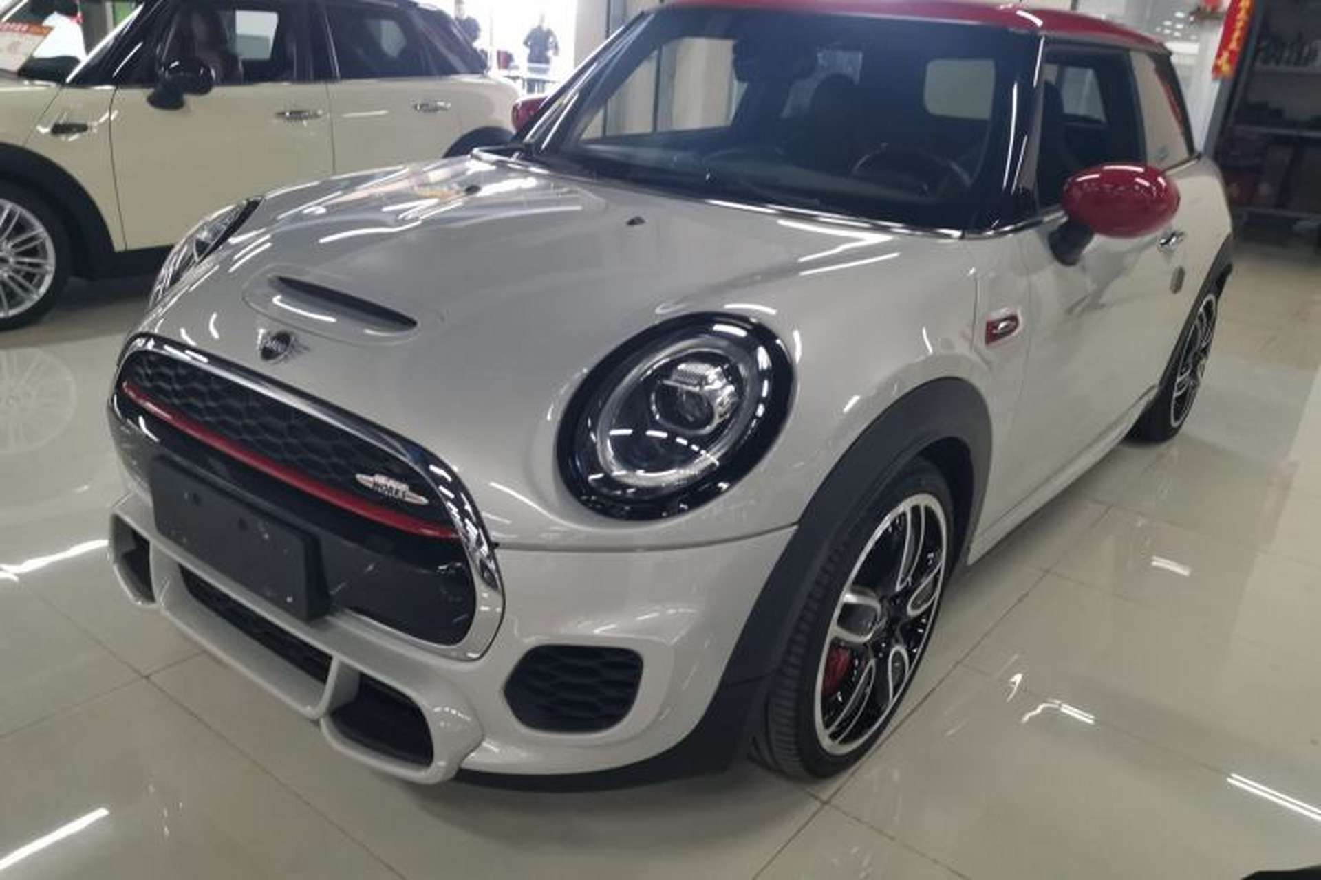 Used MINI JCW 2021 2.0T JOHN COOPER WORKS Front Left 45 Deg