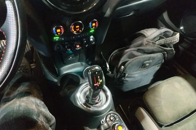 Used MINI JCW 2021 2.0T JOHN COOPER WORKS Gear Lever
