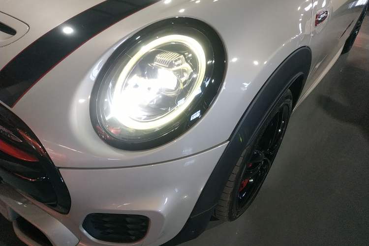 Used MINI JCW 2021 2.0T JOHN COOPER WORKS Left Front Headlight
