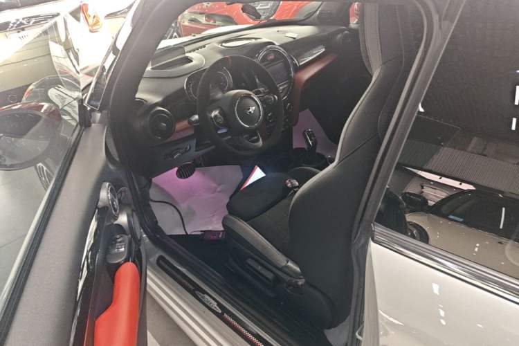 Used MINI JCW 2021 2.0T JOHN COOPER WORKS ALL-IN Left Front Seat