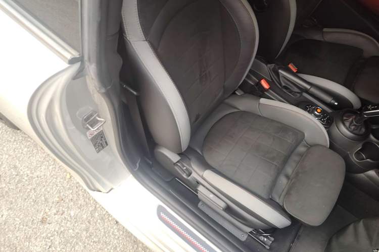 Used MINI JCW 2021 2.0T JOHN COOPER WORKS Right Front Seat