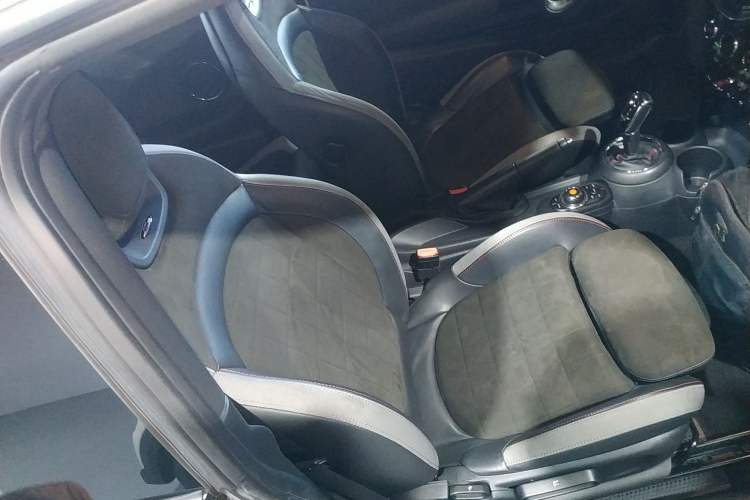 Used MINI JCW 2021 2.0T JOHN COOPER WORKS Right Front Seat