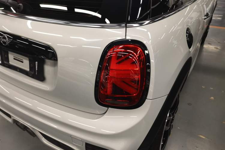 Used MINI JCW 2021 2.0T JOHN COOPER WORKS Right Rear Taillight