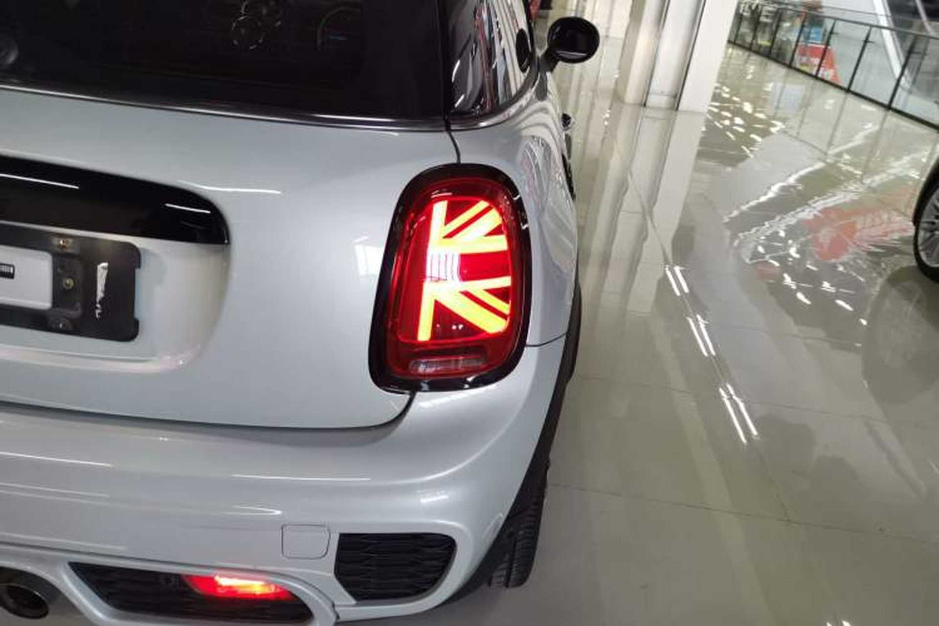 Used MINI JCW 2021 2.0T JOHN COOPER WORKS Right Rear Taillight