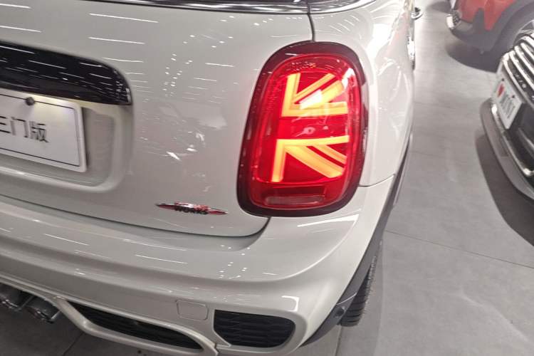 Used MINI JCW 2021 2.0T JOHN COOPER WORKS ALL-IN Right Rear Taillight