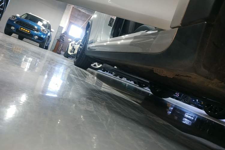 Used MINI JCW 2021 2.0T JOHN COOPER WORKS Right Side Sill