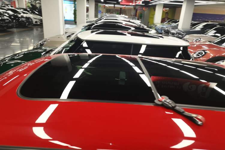 Used MINI JCW 2021 2.0T JOHN COOPER WORKS Roof