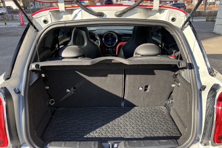Used MINI JCW 2021 2.0T JOHN COOPER WORKS Trunk